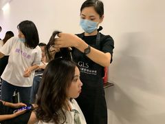 -金夫人化妆摄影职业培训学校