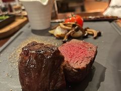 -恰餐厅及酒吧 CHAR Bar & Grill (北京丽都皇冠假日店)