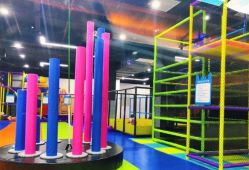 -蹦贝运动中心·蹦床·攀岩·闯关(龙岗店)