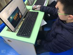 -童程童美·信息学竞赛·乐高机器人编程(长宁来福士校区)