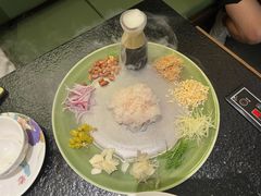 -得意咚瓜·顺德鱼生·冬瓜火锅(深圳首店)