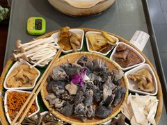 -土连锅·现熬养生汤锅(梁家巷店)