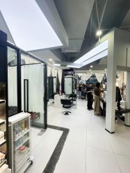 -U·NI SALON 造型