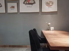 -POKEE VIA&Brunch·维娅(重庆来福士店)