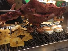 -欢乐牧人蒙古炭烤羊腿(四平路店)