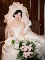 -雅云婚纱摄影工作室旗舰店