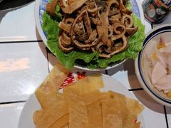 -旧街市鲜货老火锅(大光路店)