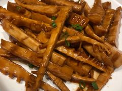 -弄堂小笼包(西青中北永旺购物中心店)