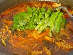 特色黄辣丁-都江堰石锅鱼