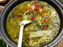 -渝是乎川渝小炒(新世界百货望京店)