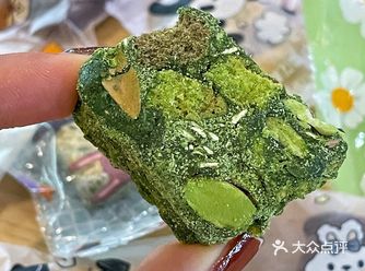 拖姐妹的福️吃到狮妹雪花酥