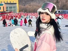 -亚布力新体委滑雪场