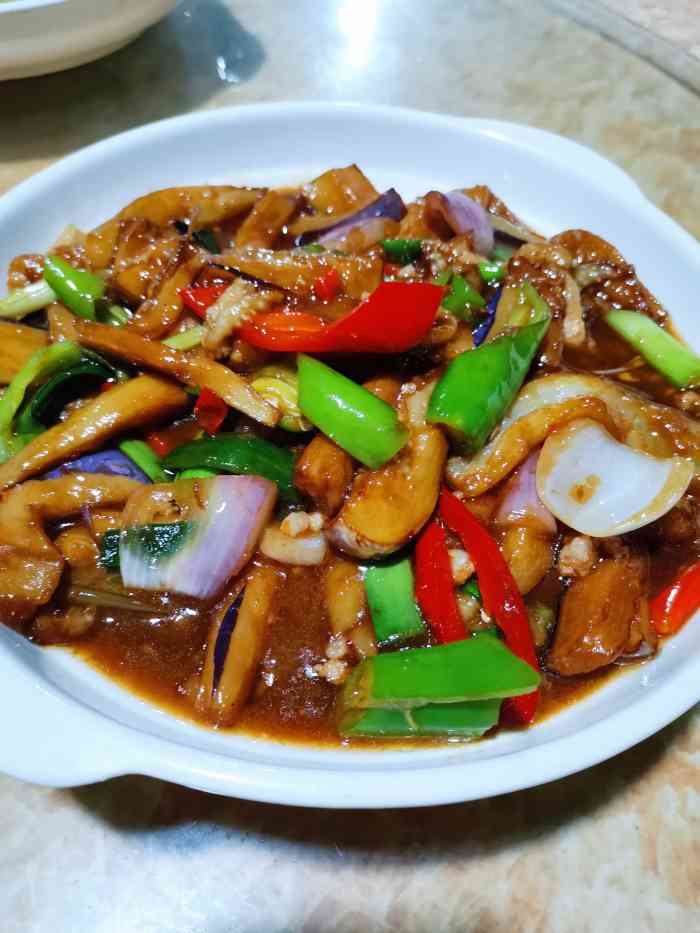 杰哥海鲜城-"海鲜都是最新鲜的,蔬菜也是,菜色不错,味.