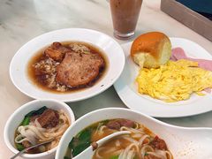 牛腩河粉-翠华餐厅(香港国际机场店)