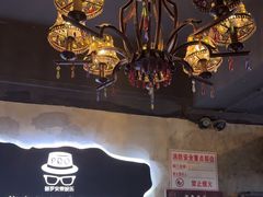 -荒岛实景沉浸密室(江汉路1店)