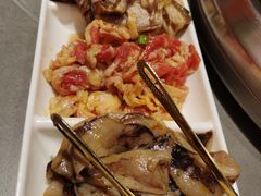 烧汁牛排-黑金·寻焰自助百汇·烤肉·火锅(中街店)
