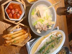 -蜜桃餐厅·伴山(湖滨商业街店)