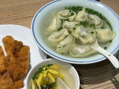 荠菜猪油渣大馄饨-君东记本帮面馆(天钥桥路店)