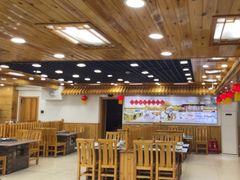 -屯老二农家铁锅炖·行业领军者(梅江店)