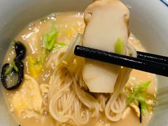 鲜松茸炝锅面-子福慧(虹桥店)