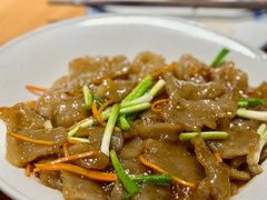 -头上红煨盐鸡·非遗院子餐厅
