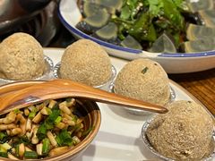 -亮欢寨酸汤鱼(沙冲路店)