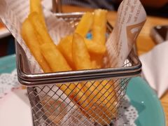 -菲滋意式休闲餐厅(北仑银泰城店)