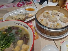 -小杨生煎(金山百联购物中心3楼店)