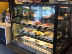 面包甜点陈列柜-麦当劳(新洲南路店)