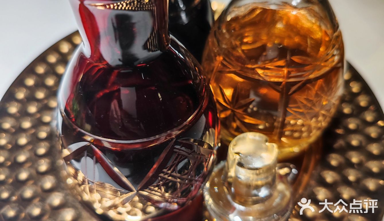 一定注意了要提前预订。店内不大