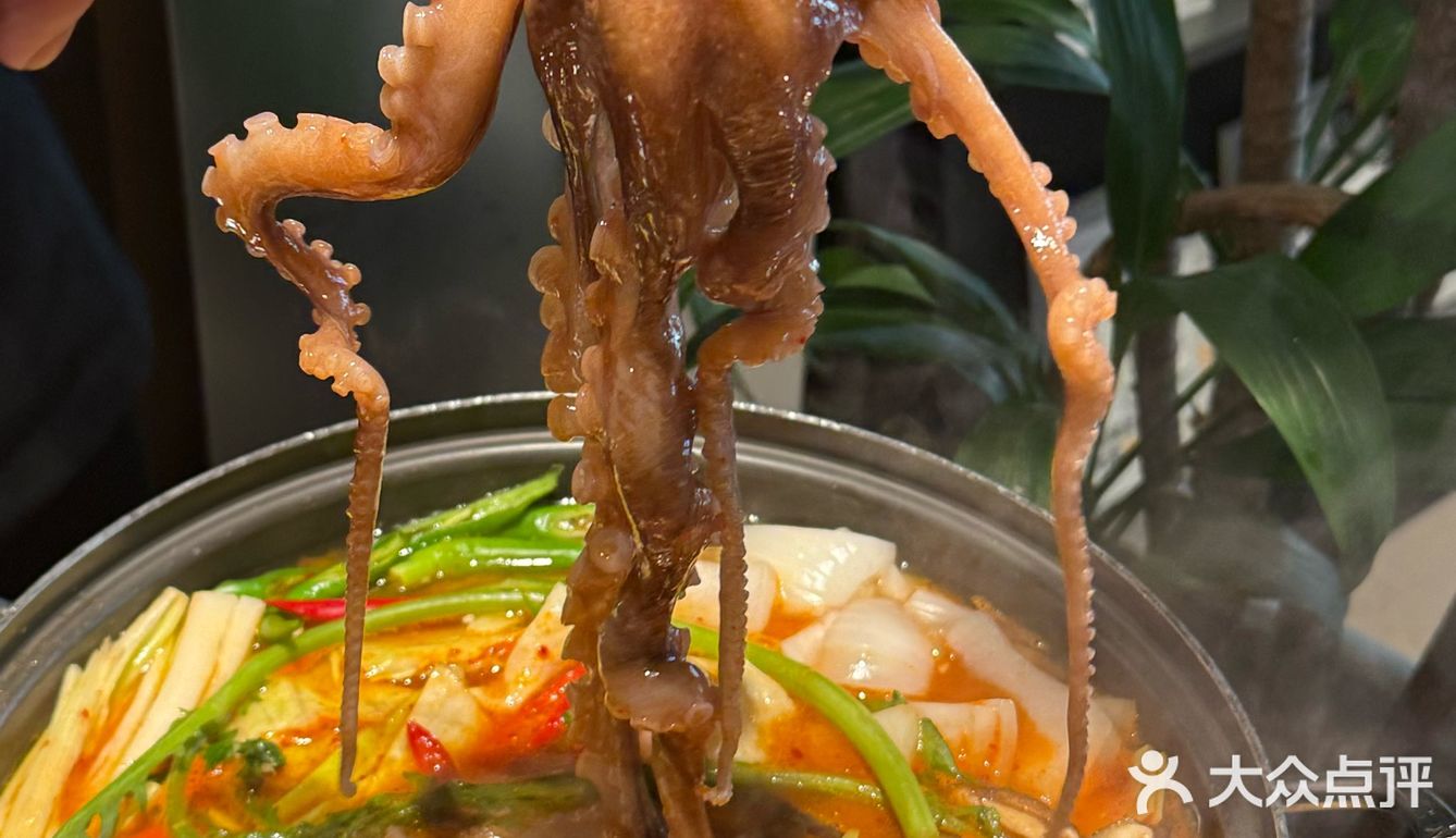 在韩国🇰🇷？没呢[害羞]长沙就能吃到正宗韩料店💯