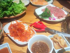 -小花花炭火烤肉·十五年延吉风味(左家庄店)