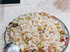 -老头爱马仕酸豇豆炒饭(丰富路店)