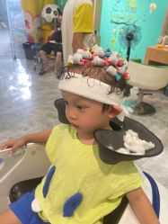 -爆米花儿童美发乐园