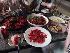 -爱啤精酿·民谣酒馆(滨江店)