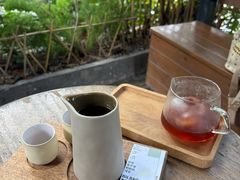 -彳亍咖啡·这里(水湾路店)