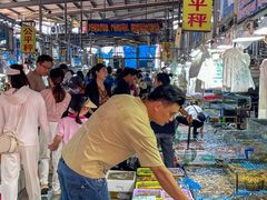 -霞涌市场海鲜摆卖区