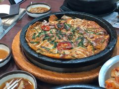 泡菜饼-神仙雪浓汤(明洞店)