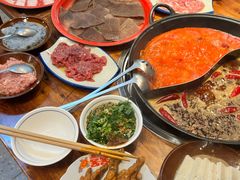 -憨铁匠火锅(红山6979店)