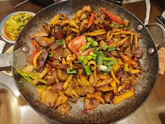 -富正毅三下锅·湘西韵味(天门山索道店)
