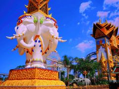 -七彩云南欢乐世界