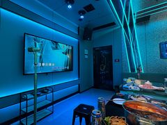 -唯爱KTV聚会餐厅(仙林东城汇店)