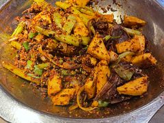 鸭下巴大锅-嘎嘎鸭下巴·爆辣干锅(明教寺店)