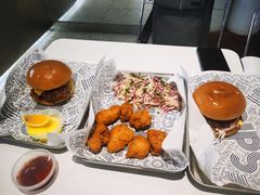 -TRIPS BURGER(大钟寺店)