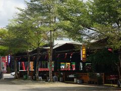 -三亚火车头万人海鲜广场