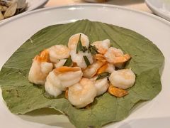 龙井凤尾虾-桂满陇·景观餐厅(新世界店)