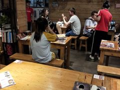 大堂-管氏翅吧(护国寺店)