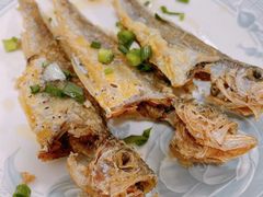 炸小黄鱼-小河无名面馆