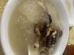 -红旗山庄(圭峰山店)