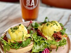 疯狂手撕牛肉班尼迪克蛋-The Rug Cafe(王府中环店)